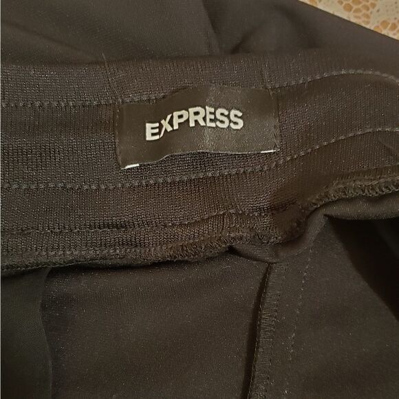 Express Drawstring Waistband Ankle Pants - Picture 5 of 8